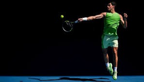 利拉德血栓赛季报销？雄鹿冲冠梦碎，字母哥的冠军路还剩多少可能？